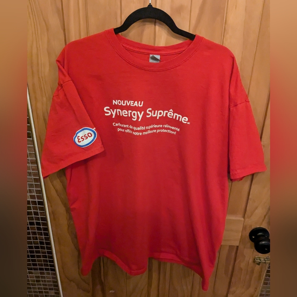 Esso Synergy Supreme (French) Swag Merch